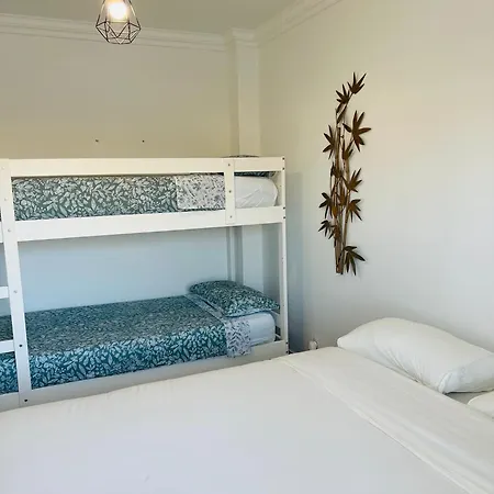 Apartment New Flat Surround By Beaches. *