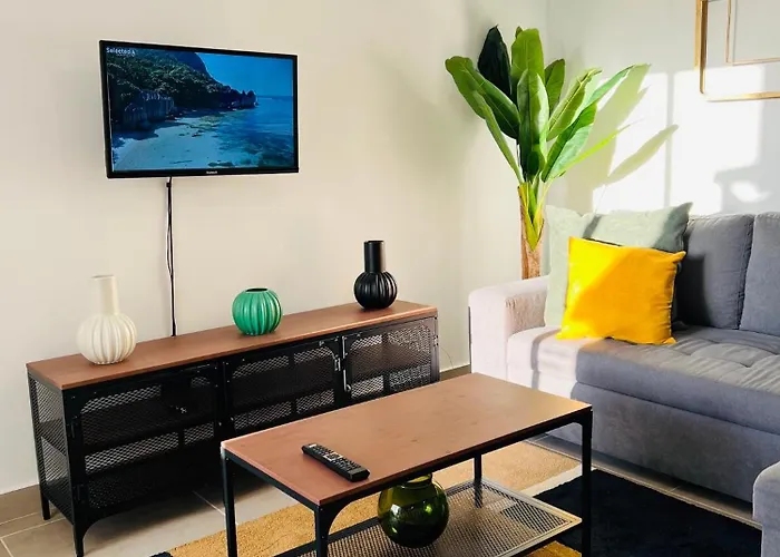 New Flat Surround By Beaches. *