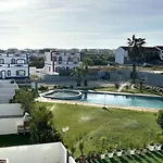 Daire New Flat Surround By Beaches.
